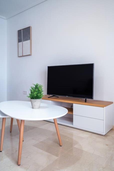 אליקאנטה Amplio Apartamento 2 Dormitorios Cerca De La Playa מראה חיצוני תמונה