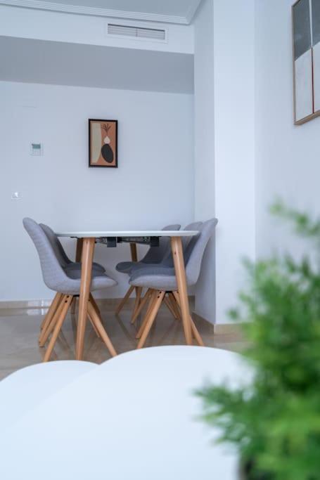 אליקאנטה Amplio Apartamento 2 Dormitorios Cerca De La Playa מראה חיצוני תמונה